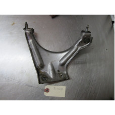 30T008 Exhaust Manifold Support Bracket For 15-17 Volkswagen Passat  1.8 5Q0253461B